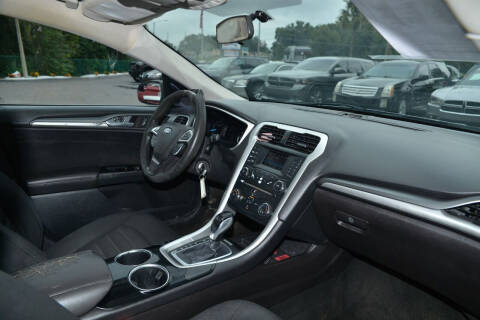 2013 Ford Fusion SE