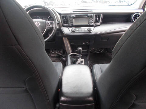 2017 Toyota RAV4 XLE