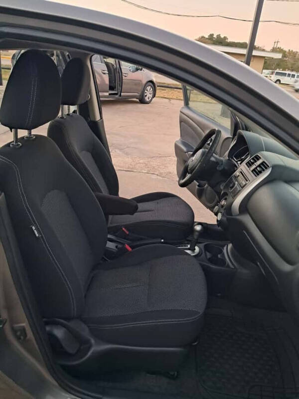 2014 Nissan Versa 1.6 SV