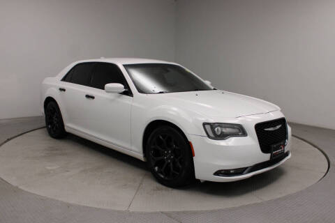 2019 Chrysler 300 S