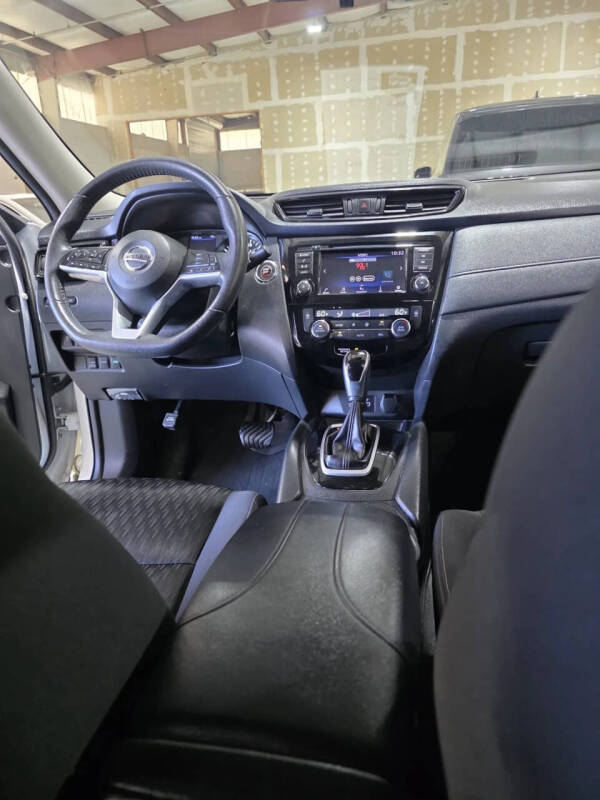 2020 Nissan Rogue