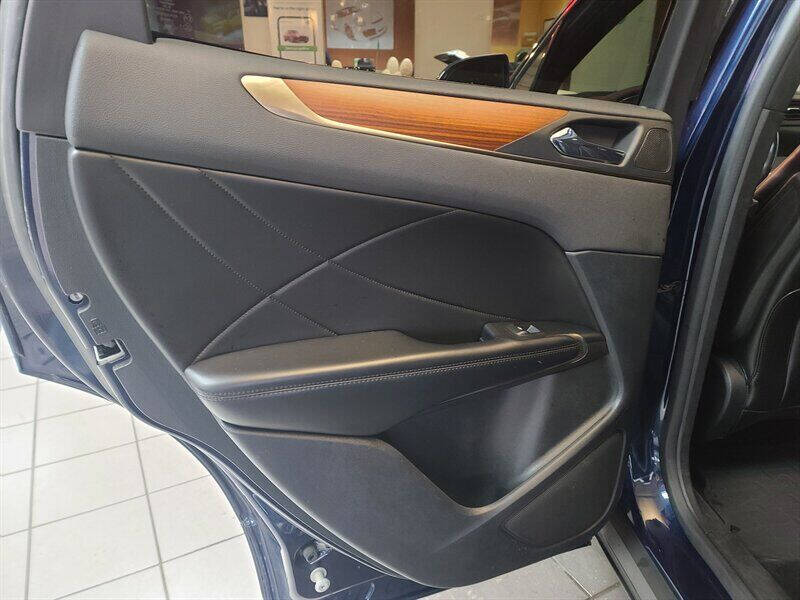 2017 Lincoln MKC Select