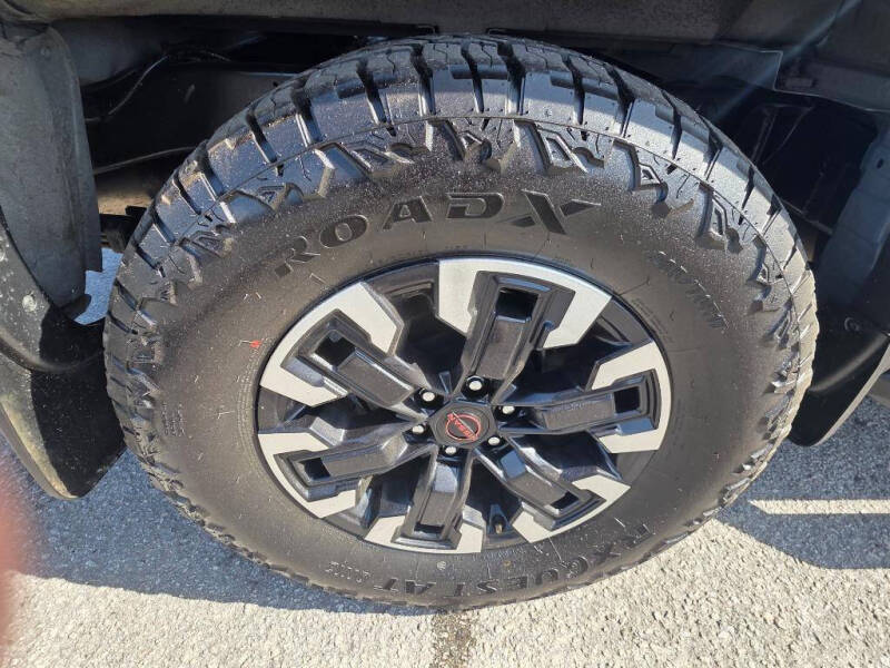 2023 Nissan Frontier PRO-X