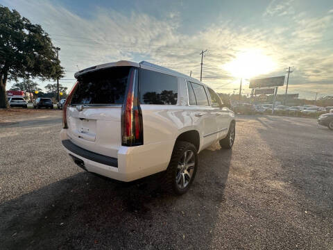 2020 Cadillac Escalade Luxury