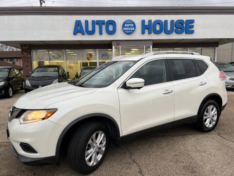 2015 Nissan Rogue for sale at Auto House Motors in Downers Grove IL