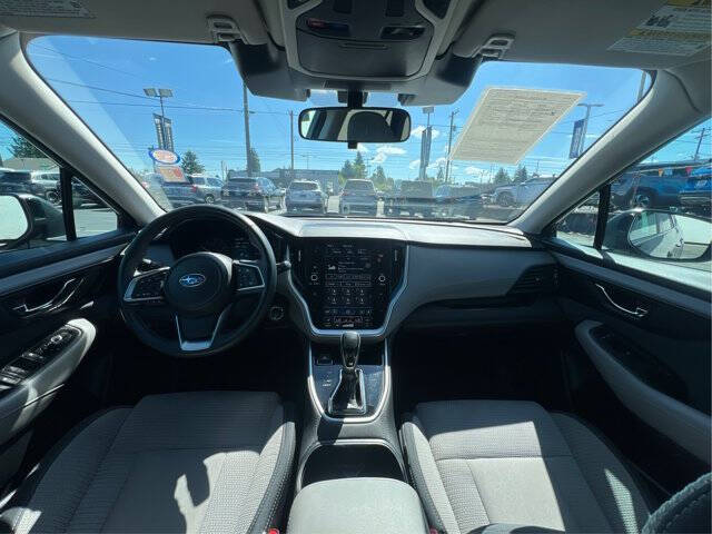 2024 Subaru Outback Premium
