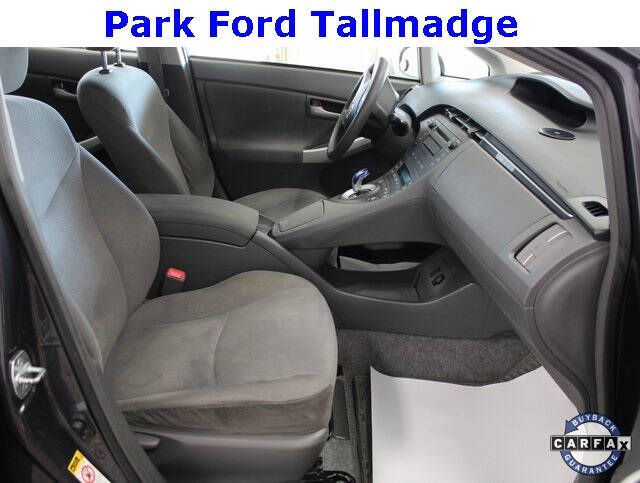 2010 Toyota Prius II