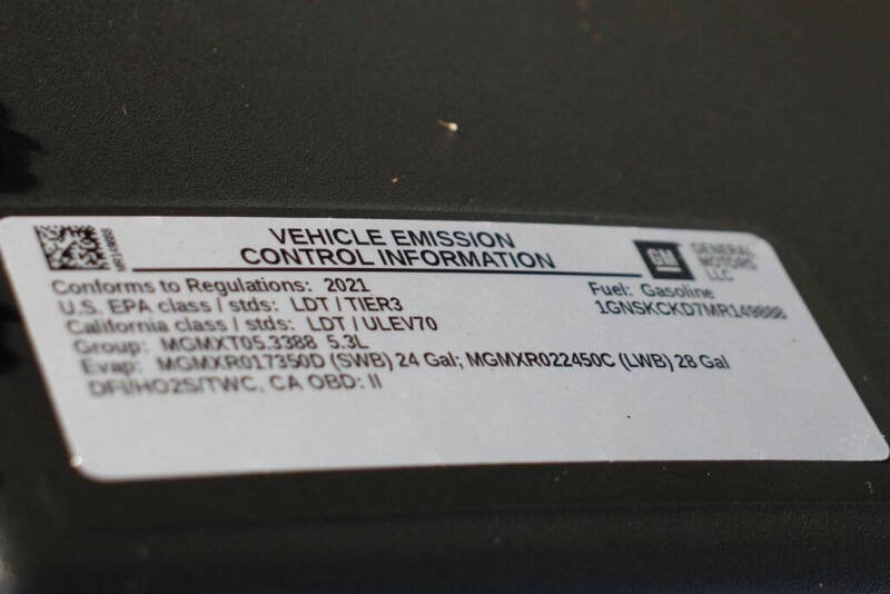 2021 Chevrolet Suburban LT