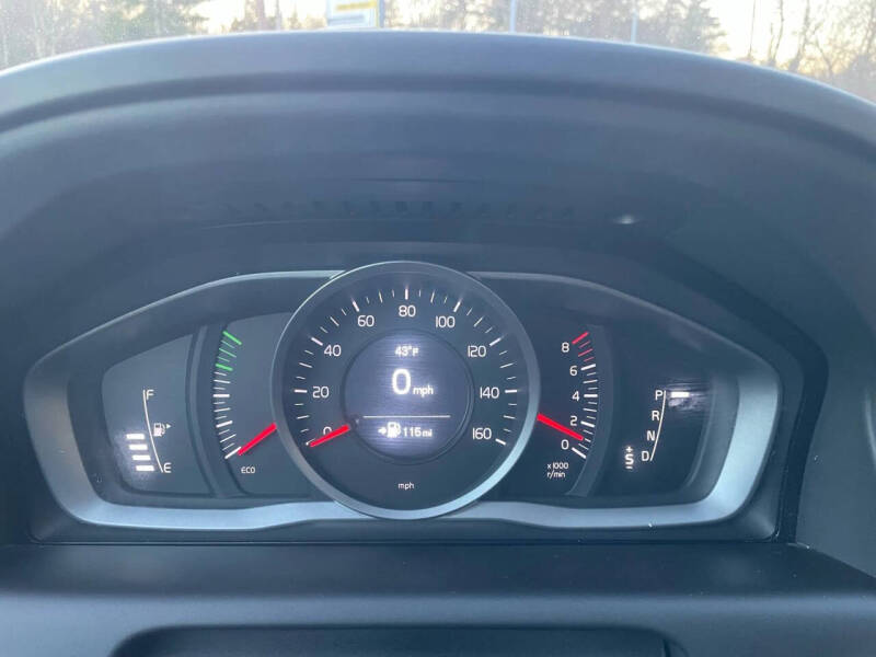 2016 Volvo XC60 T5 Drive-E