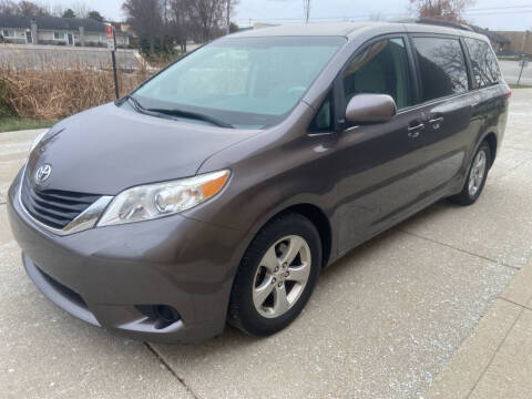 2013 Toyota Sienna for sale at Third Avenue Motors Inc. in Carmel IN