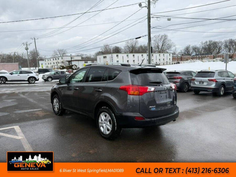 2013 Toyota RAV4 LE