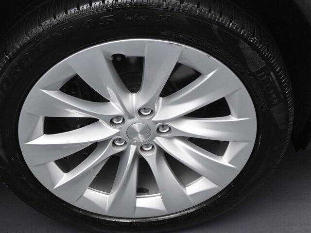 2021 Tesla Model X Long Range Plus