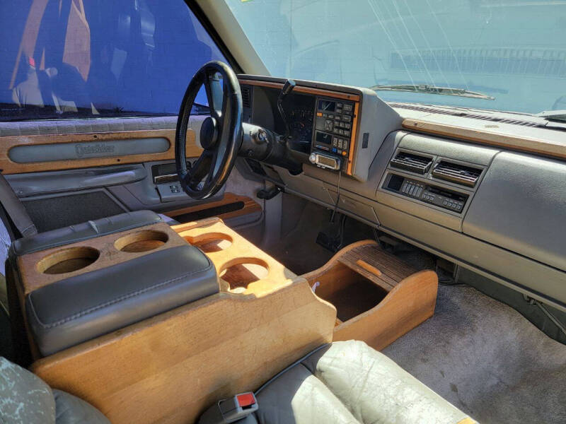 1994 Chevrolet Suburban C1500