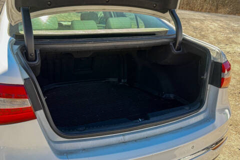 2014 Kia Cadenza Limited