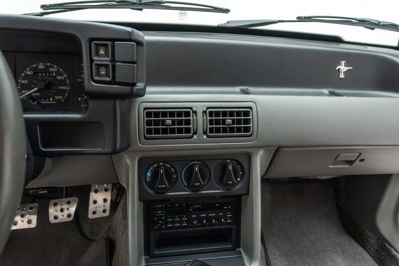 1988 Ford Mustang