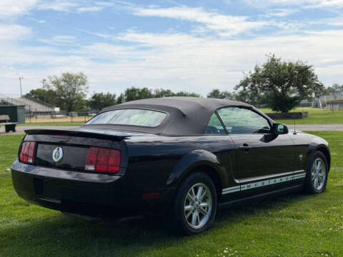 2009 Ford Mustang V6 Deluxe