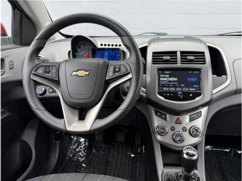 2014 Chevrolet Sonic LT Manual