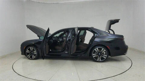 2024 BMW 7 Series 740i