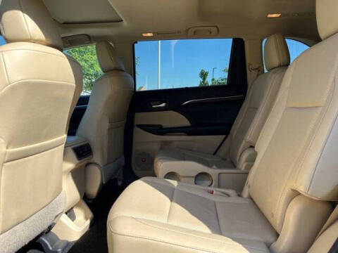 2016 Toyota Highlander