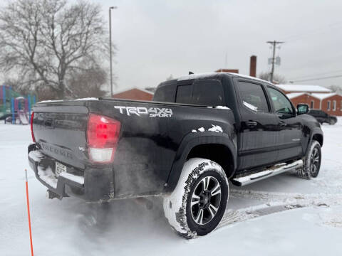 2017 Toyota Tacoma SR V6