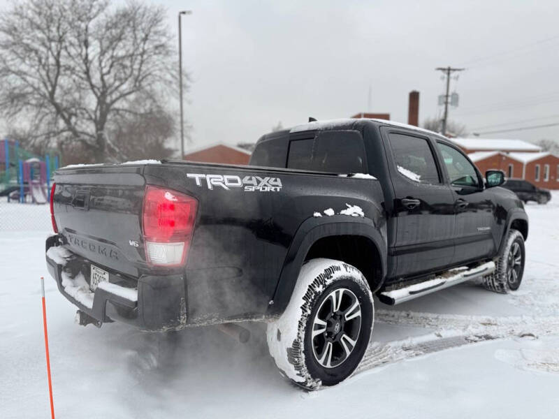 2017 Toyota Tacoma SR V6