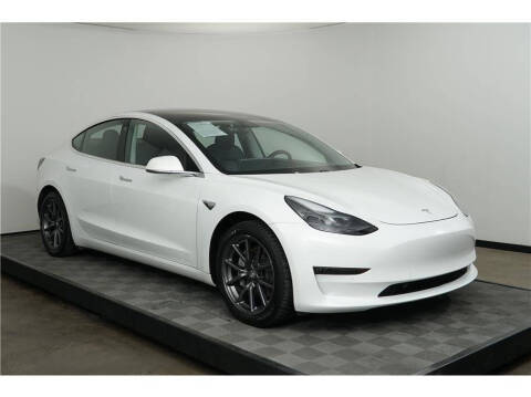 2020 Tesla Model 3 Long Range