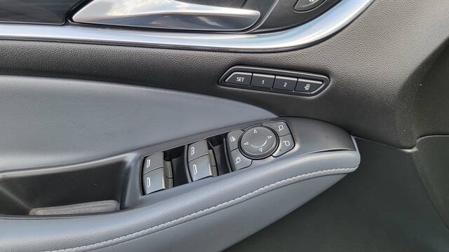 2022 Buick Enclave Premium