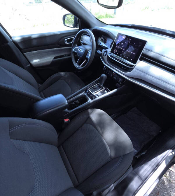2023 Jeep Compass Sport