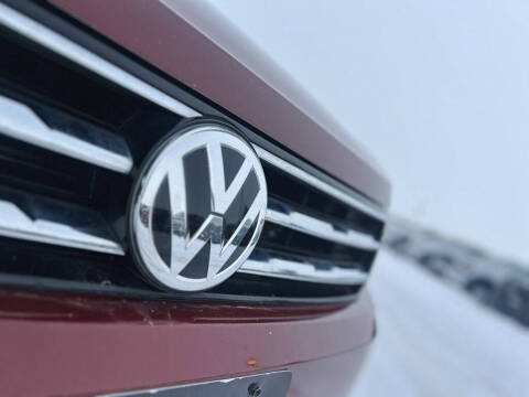 2018 Volkswagen Tiguan 2.0T SEL 4Motion