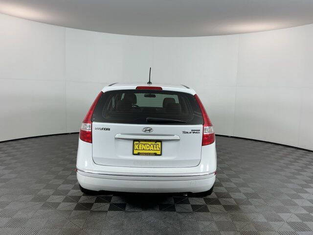 2011 Hyundai Elantra Touring GLS