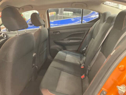 2020 Nissan Versa SR