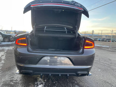 2016 Dodge Charger SXT