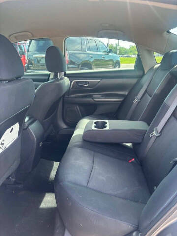 2017 Nissan Altima 2.5 SR