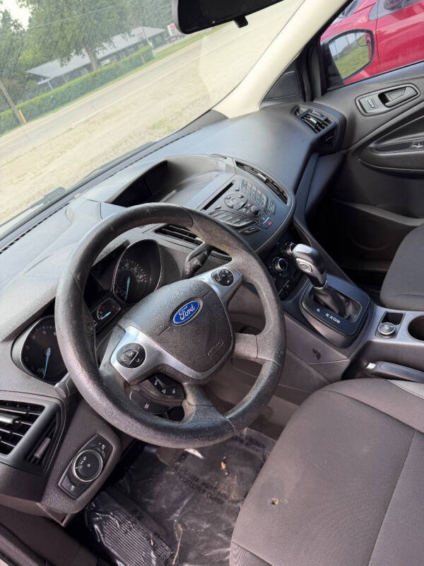 2015 Ford Escape S