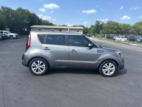 2016 Kia Soul +