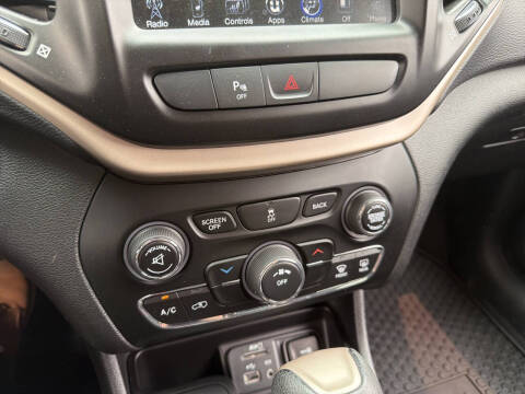 2017 Jeep Cherokee Latitude