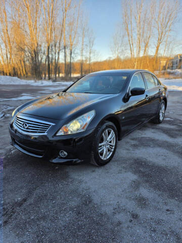 2015 Infiniti Q40