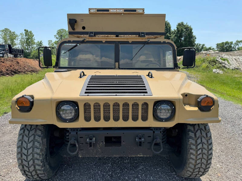 2002 AM General HMMWV