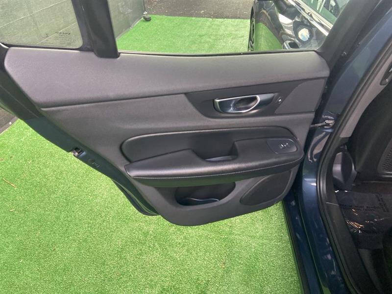 2023 Volvo S60 B5 Plus Dark Theme