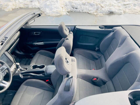 2015 Ford Mustang V6