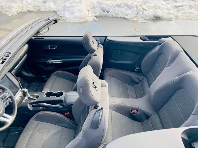2015 Ford Mustang V6