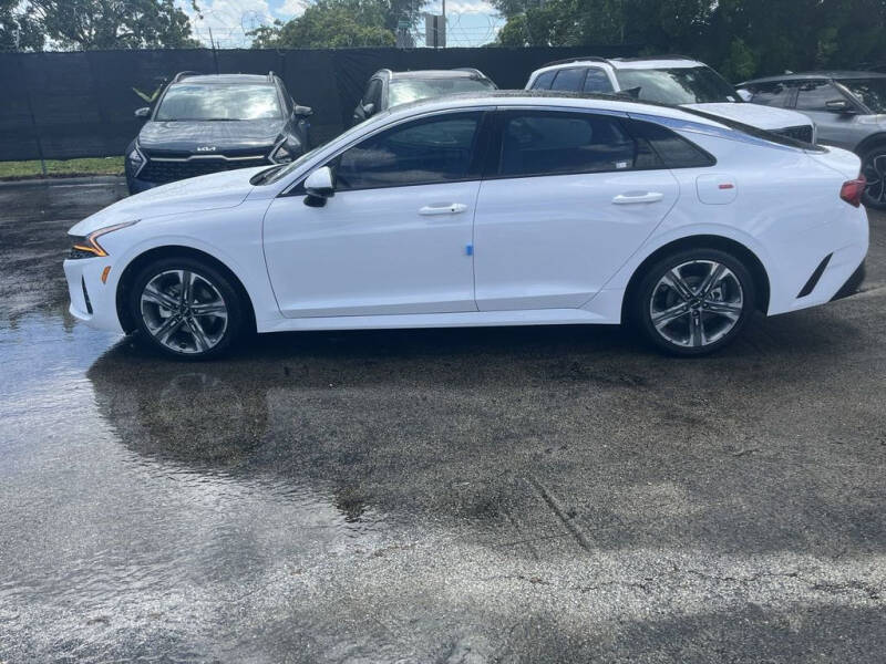 2024 Kia K5 EX