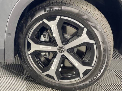 2025 Volkswagen Tiguan SE 4Motion