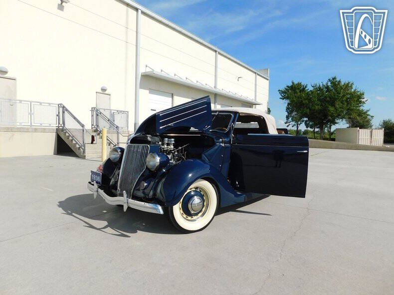 1936 Ford Cabriolet