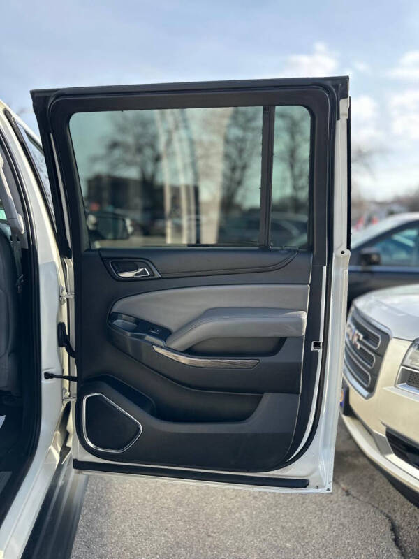 2015 Chevrolet Suburban LT