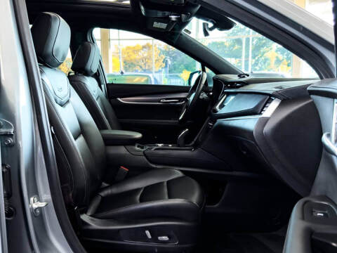 2024 Cadillac XT6 Luxury