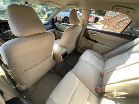 2016 Toyota Camry LE