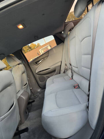 2018 Chevrolet Malibu LS