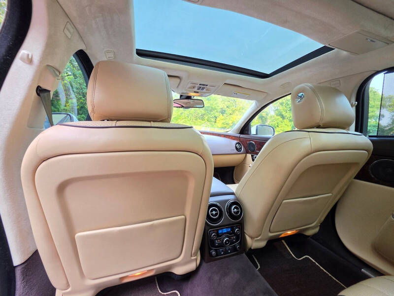 2015 Jaguar XJL Portfolio