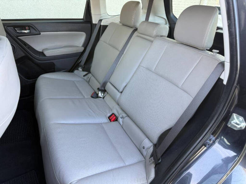 2015 Subaru Forester 2.5i Touring